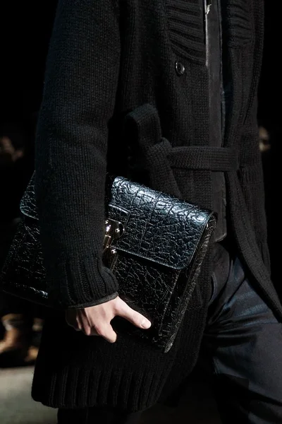 Look 14